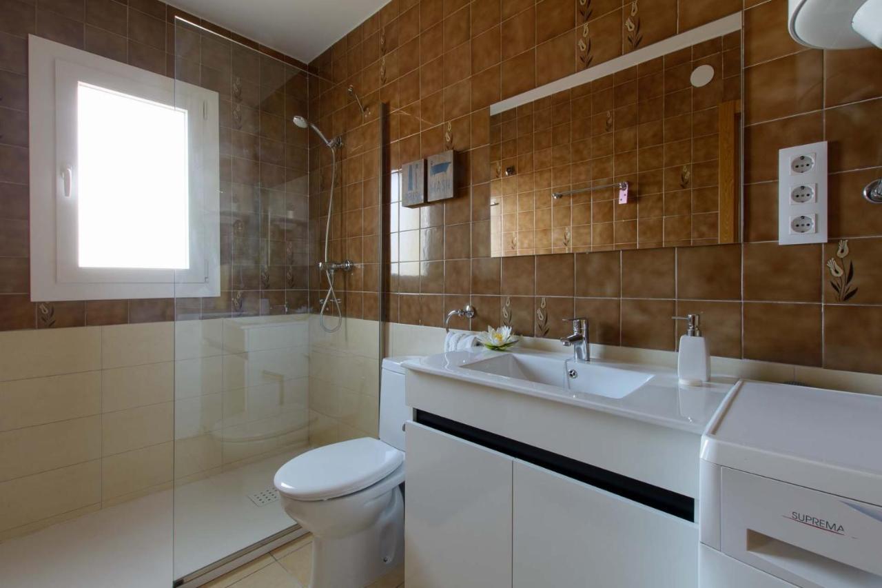 Apartaments La Pertusa 2O Corca  Zewnętrze zdjęcie