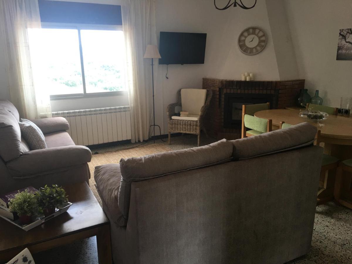 Apartaments La Pertusa 2O Corca  Zewnętrze zdjęcie