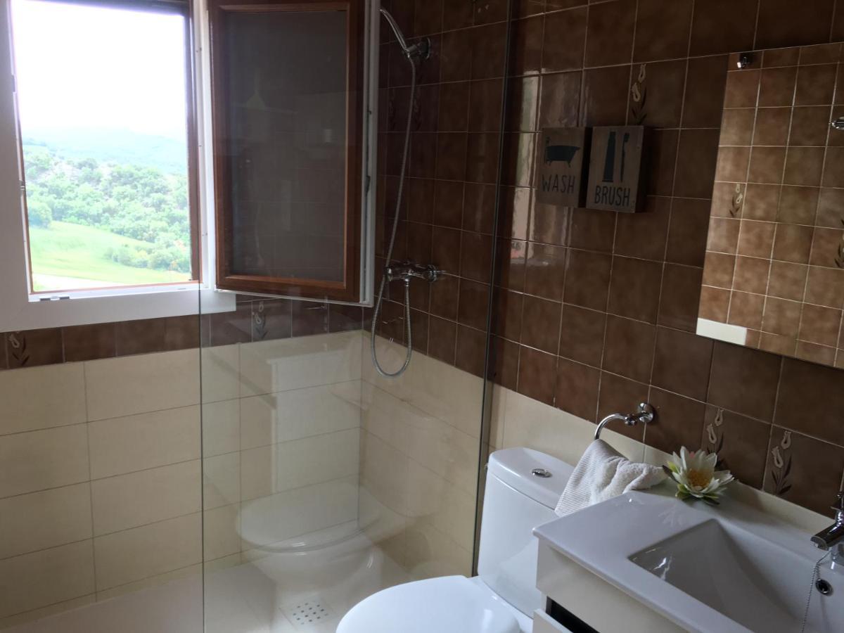 Apartaments La Pertusa 2O Corca  Zewnętrze zdjęcie